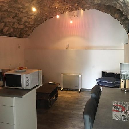 La Grotte Apartment La Garde Adhemar Bagian luar foto