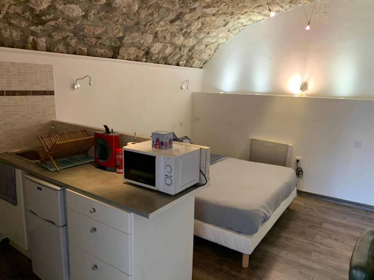 La Grotte Apartment La Garde Adhemar Bagian luar foto