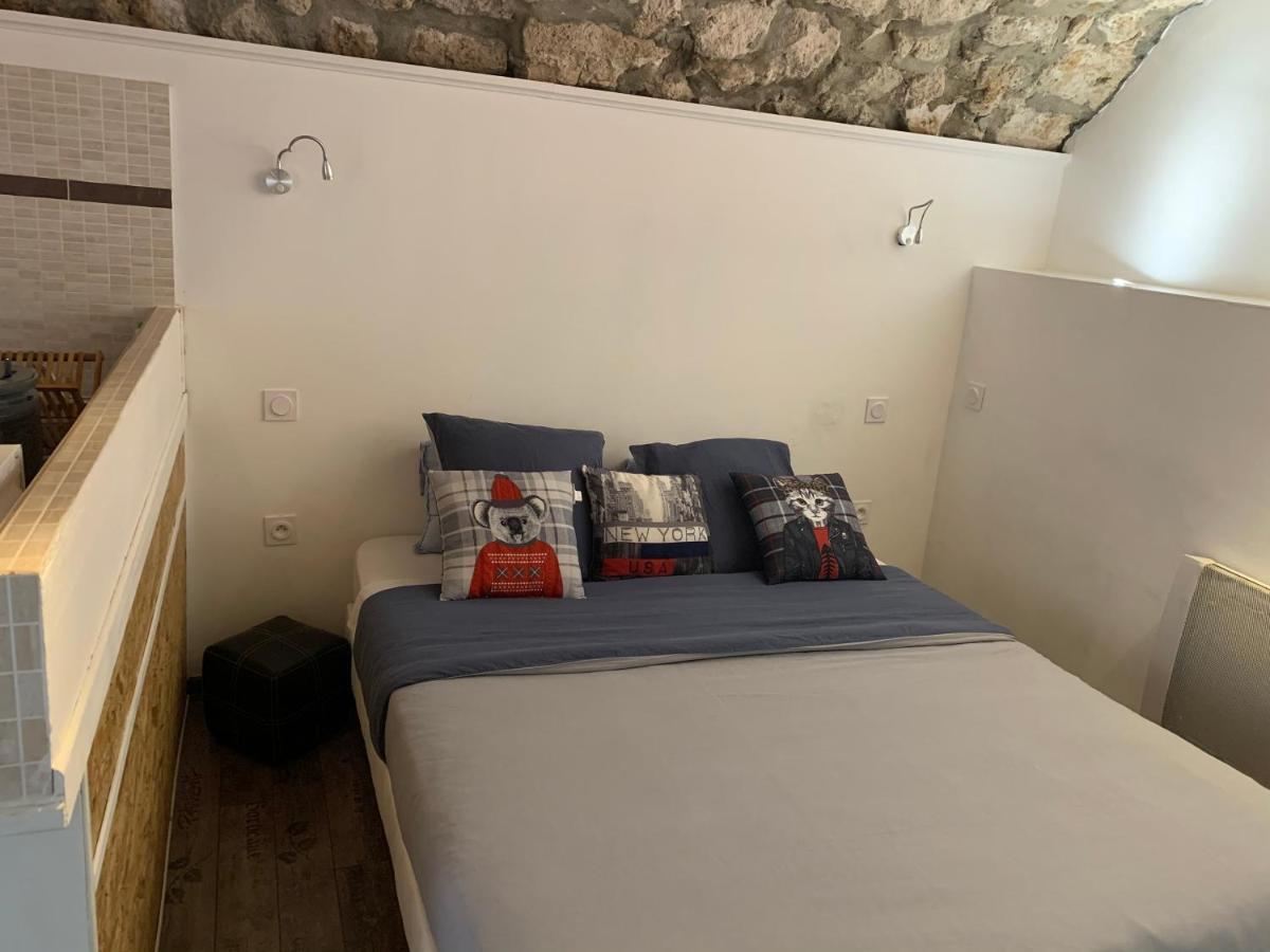 La Grotte Apartment La Garde Adhemar Bagian luar foto