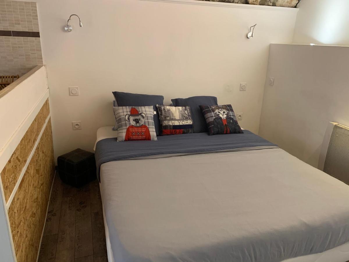 La Grotte Apartment La Garde Adhemar Bagian luar foto