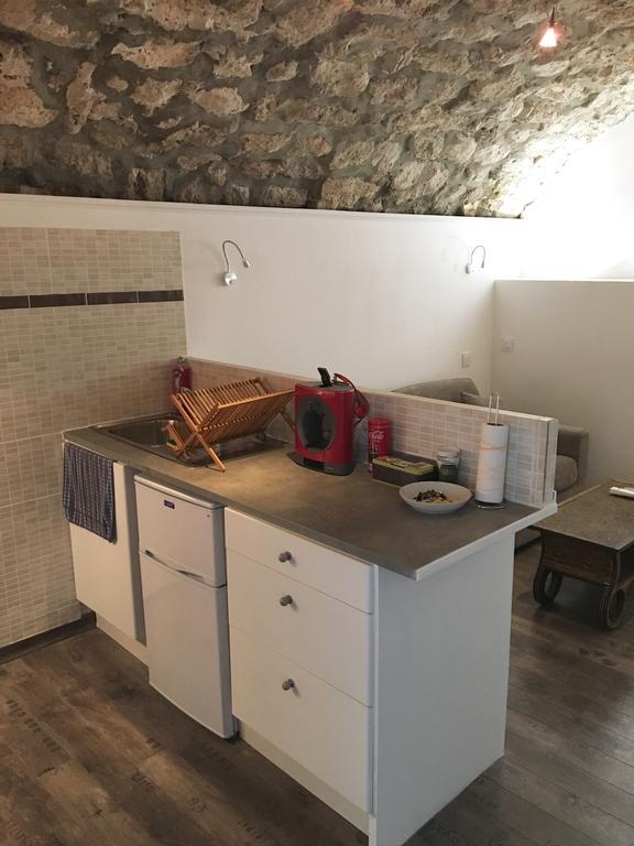 La Grotte Apartment La Garde Adhemar Bagian luar foto